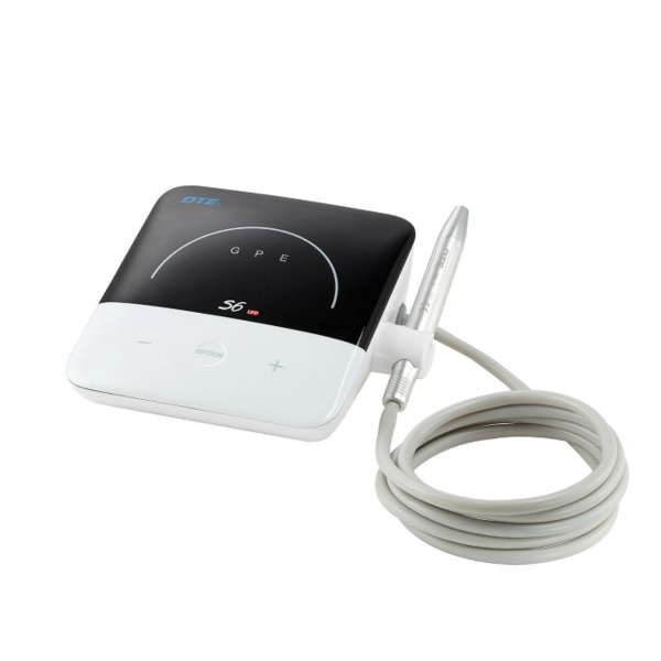 Destartarizador de mesa DTE S6 com ecrã tátil e peça de mão HD-8H
