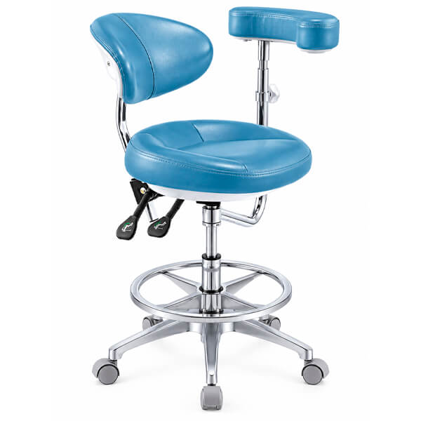 Taburete Yasur para doctor NEUBER en color azul con respaldo, reposabrazos y aro reposapiés